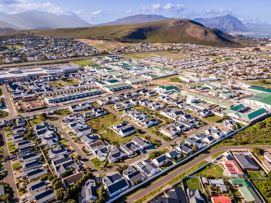 3 Bedroom Property for Sale in Sandbaai Western Cape
